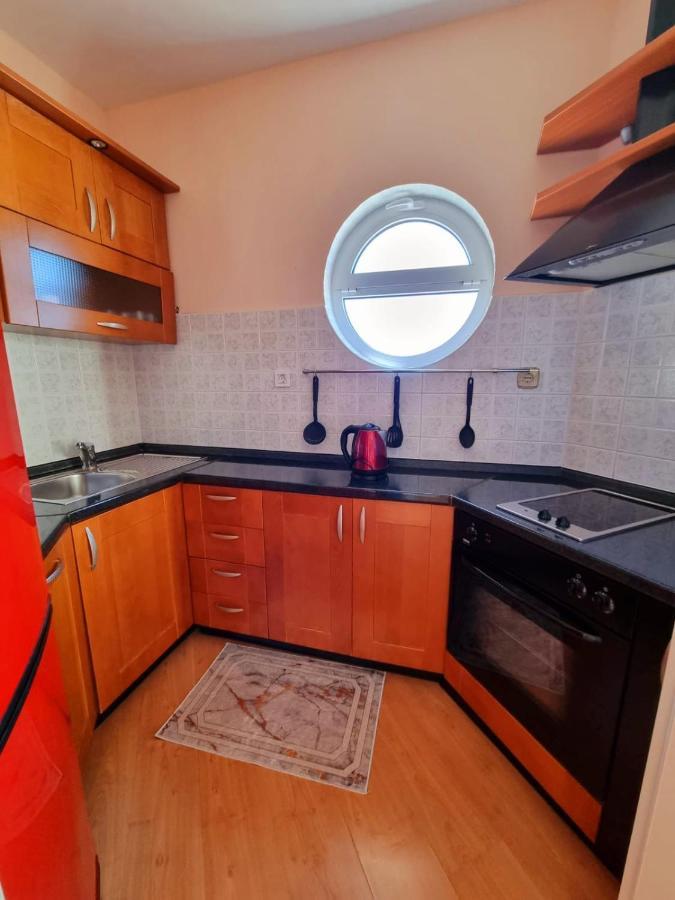 Apartment Iva Клек Екстериор снимка